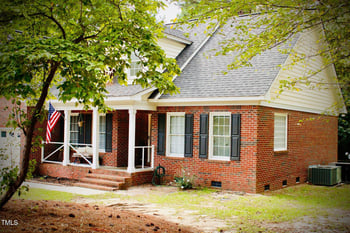 7832 Shuttle Rd, Fayetteville, NC 28311