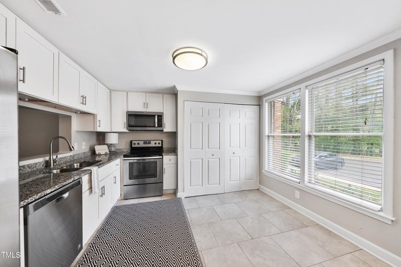 7835 Stephanie Ln, Raleigh, NC 27615