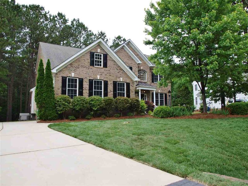 7836 Percussion Dr, Apex, NC 27539