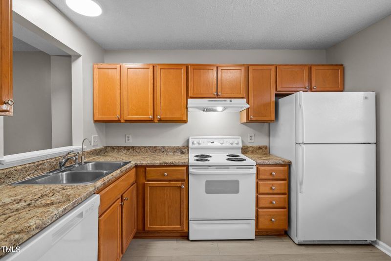 7837 Stephanie Ln, Raleigh, NC 27615