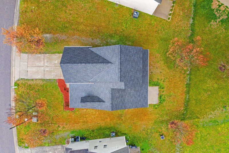 7838 Braefield Dr, Raleigh, NC 27616