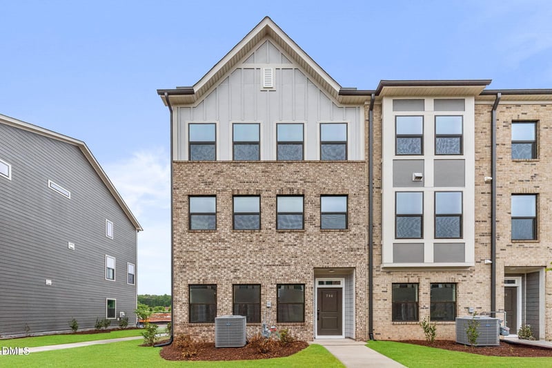 784 Ballyneal Al, Cary, NC 27513