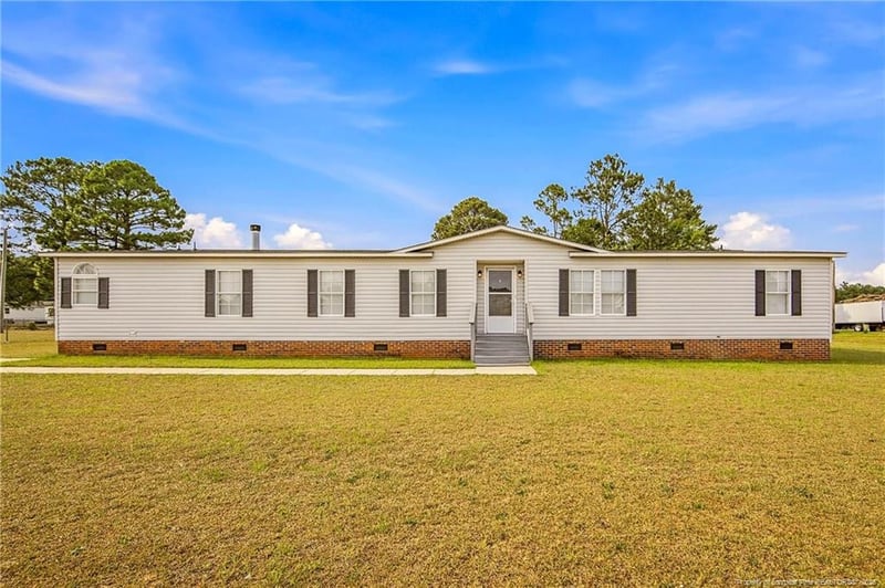 784 Precision Ct, Hope Mills, NC 28348
