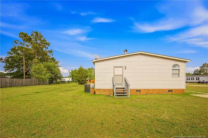 784 Precision Ct, Hope Mills, NC 28348