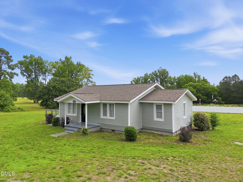 7841 Barbour Store Rd, Willow Springs, NC 27592