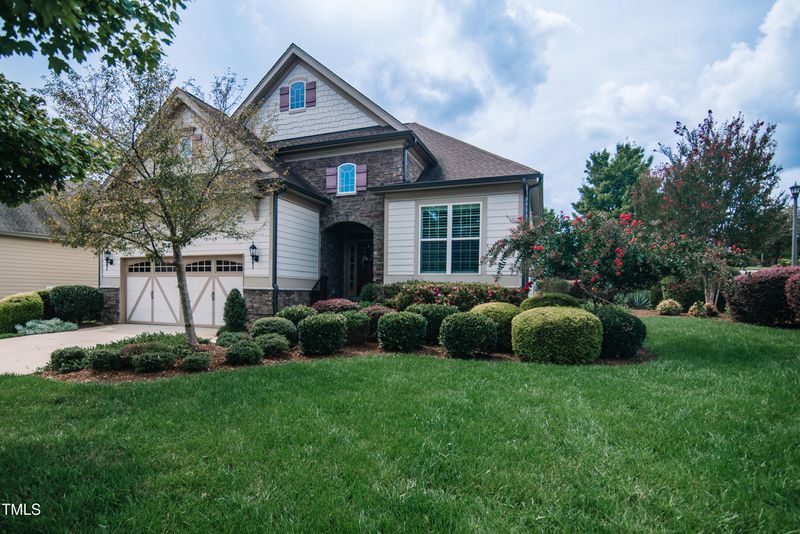 7845 Hasentree Lake Dr, Wake Forest, NC 27587
