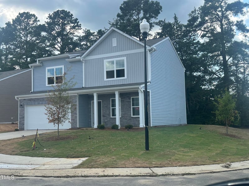 785 Shepard Rock Dr, Zebulon, NC 27597
