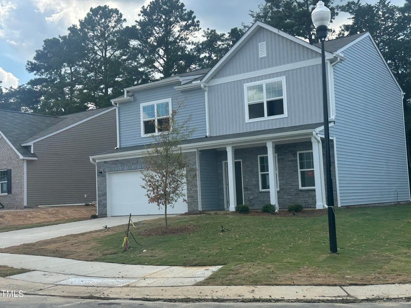 785 Shepard Rock Dr, Zebulon, NC 27597