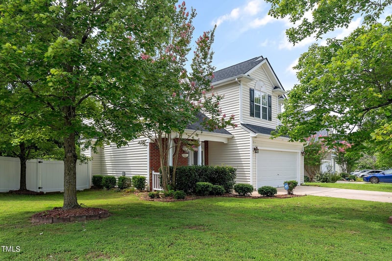 7850 Braefield Dr, Raleigh, NC 27616