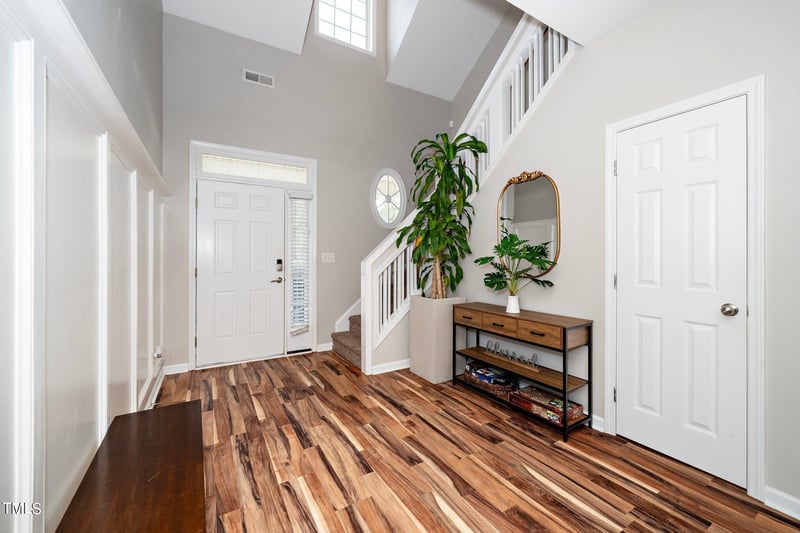 7850 Braefield Dr, Raleigh, NC 27616