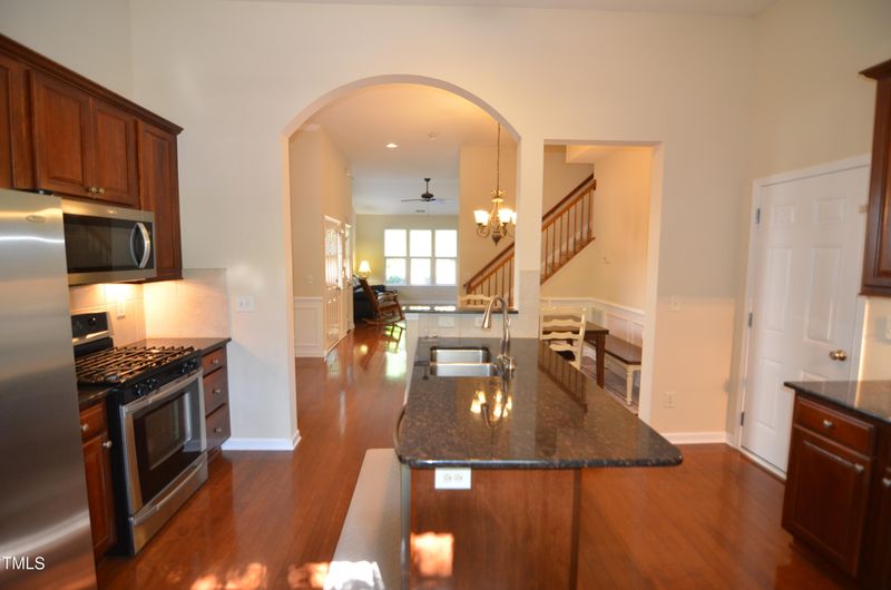 7850 Cape Charles Dr, Raleigh, NC 27617