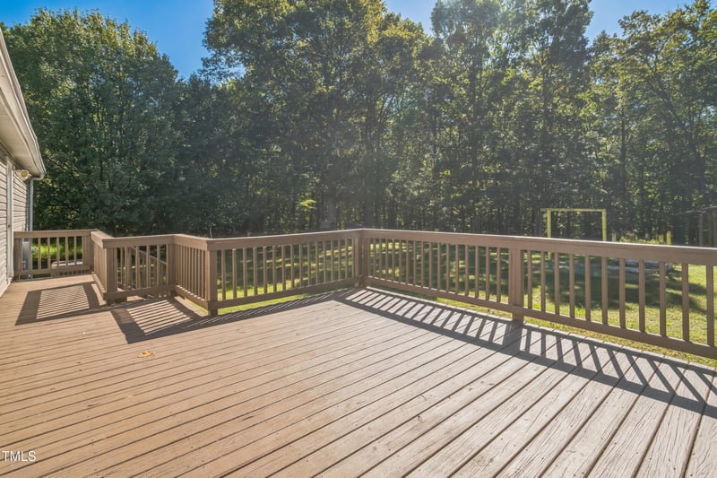 7850 Nc 42 , Holly Springs, NC 27540