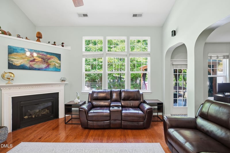 7851 Cape Charles Dr, Raleigh, NC 27617