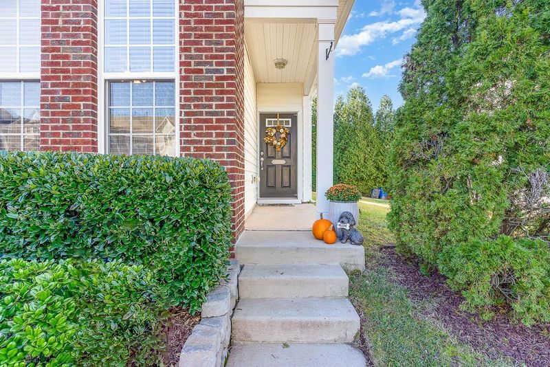 7859 Silverthread Ln, Raleigh, NC 27617