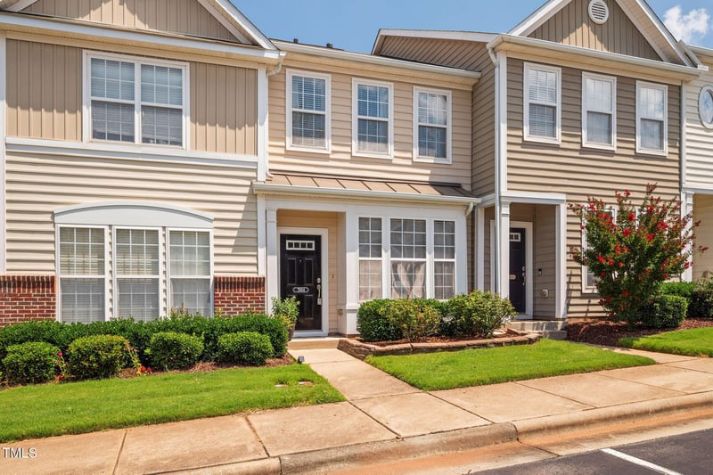 7864 Silverthread Ln, Raleigh, NC 27617