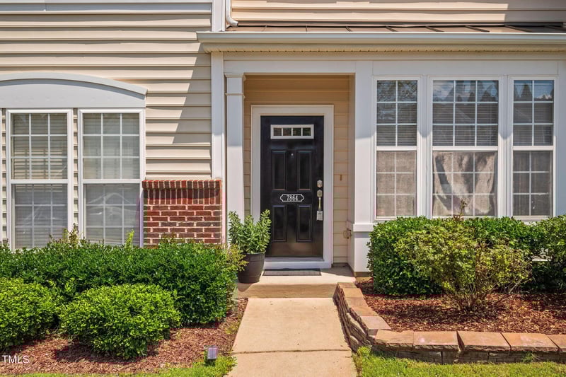 7864 Silverthread Ln, Raleigh, NC 27617