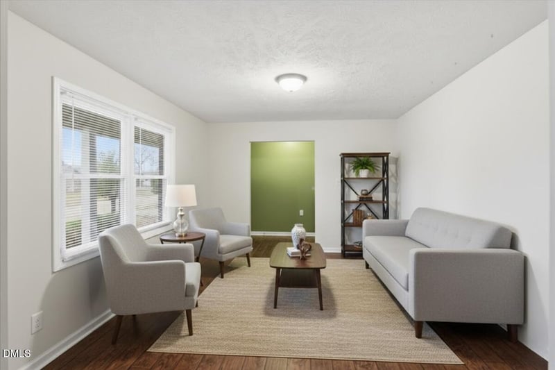 7870 Adrian Dr, Fayetteville, NC 28314