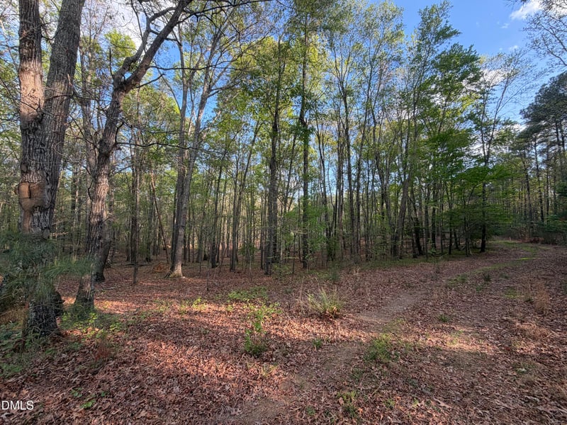 7870 Nc 42 , Holly Springs, NC 27540