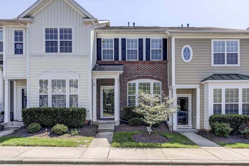 7871 Silverthread Ln, Raleigh, NC 27617