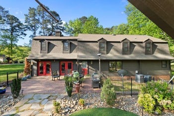 7875 Burnett Rd, Dunn, NC 28334