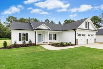 788 Shade Tree Rd, Benson, NC 27504