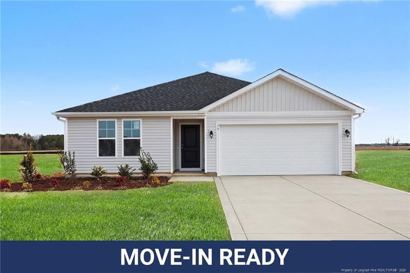 79 Baxley Dr, Dunn, NC 28334
