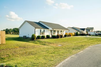 79 Beaver Tavern Dr, Benson, NC 27504