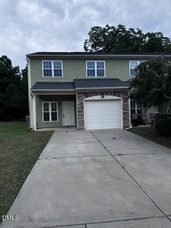 79 Beechleaf Ct, Clayton, NC 27520