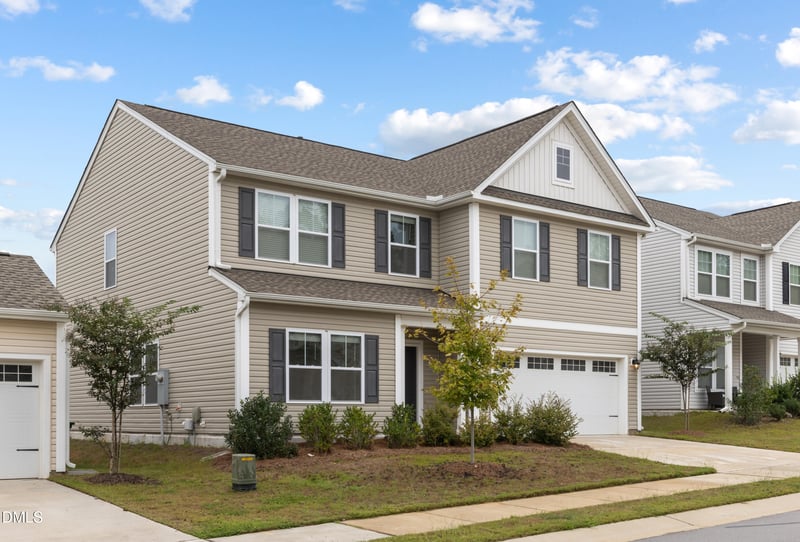 79 Curling Creek Dr #I287, Clayton, NC 27527