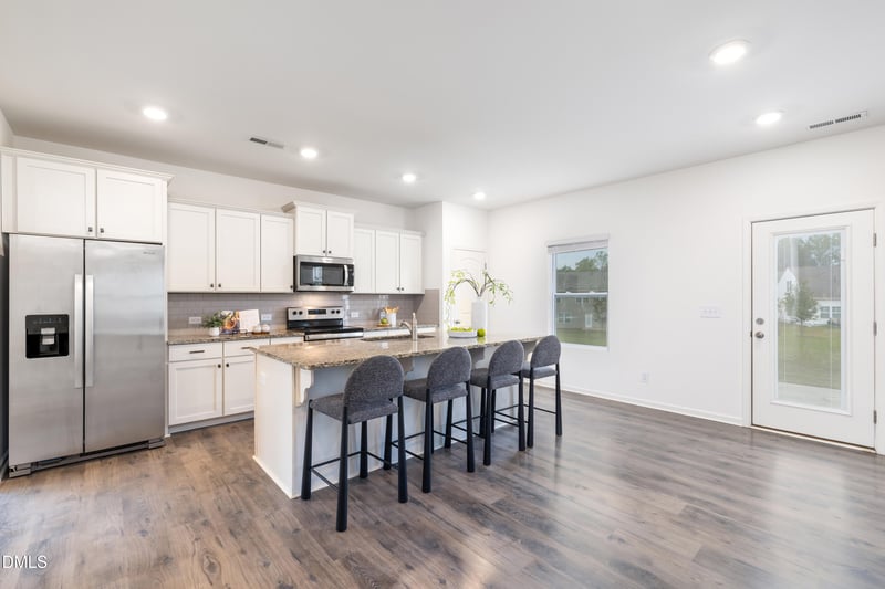 79 Curling Creek Dr #I287, Clayton, NC 27527