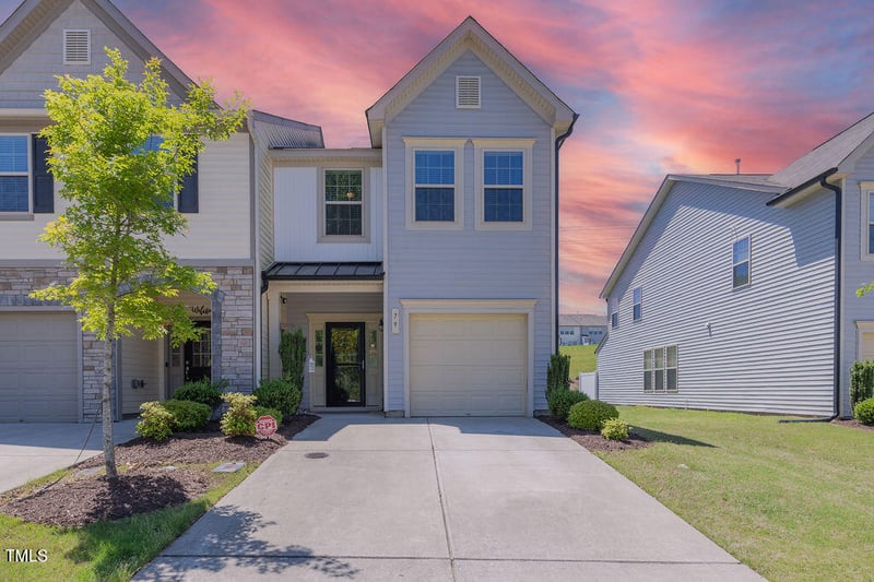 79 Hawkstone Dr, Clayton, NC 27527