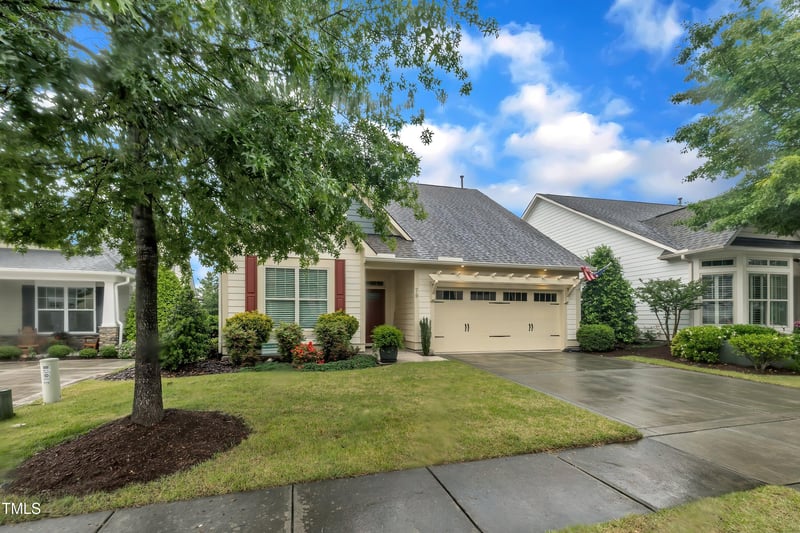 79 Heatherwood Dr, Chapel Hill, NC 27516