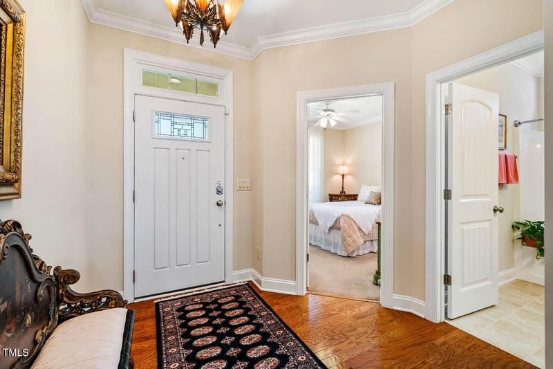 79 Heatherwood Dr, Chapel Hill, NC 27516