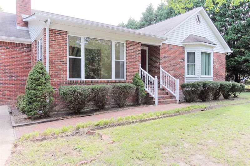 79 Hobson Ln, Smithfield, NC 27577
