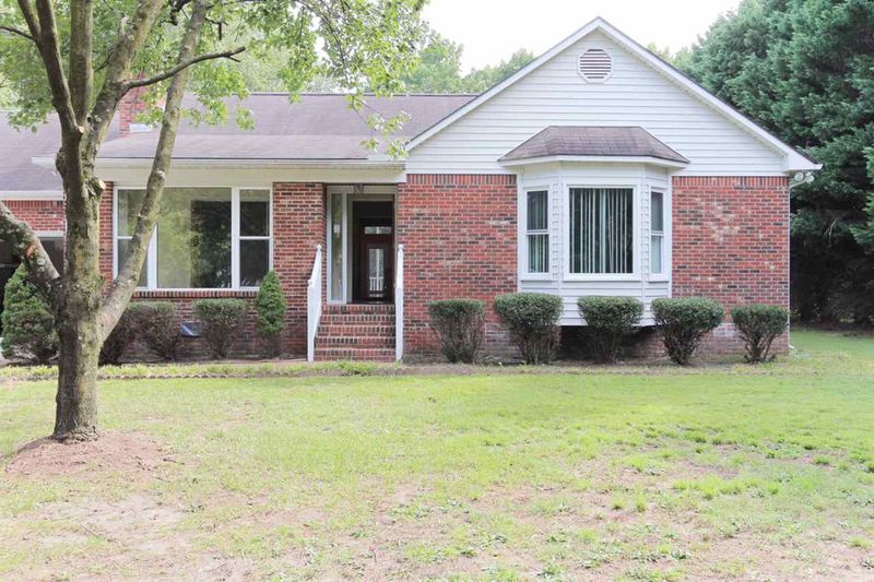 79 Hobson Ln, Smithfield, NC 27577