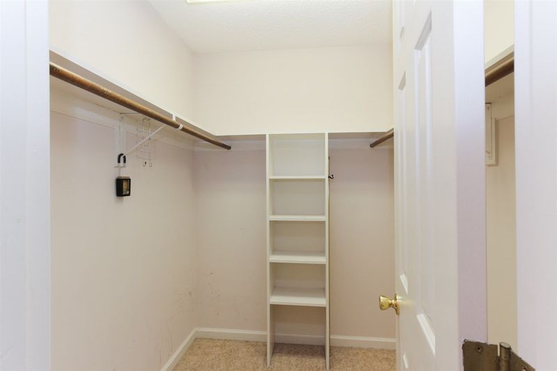 79 Hobson Ln, Smithfield, NC 27577
