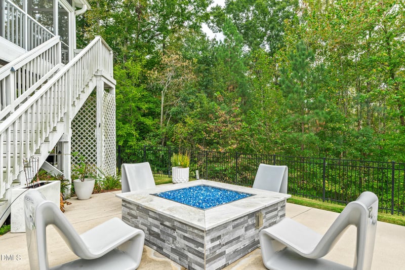 79 Lystra Ridge Rd, Chapel Hill, NC 27517