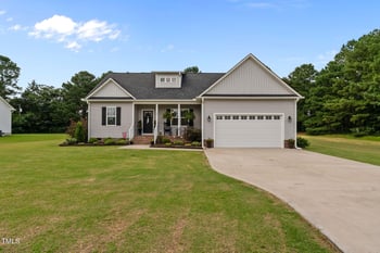 79 Morrison Dr, Dunn, NC 28334