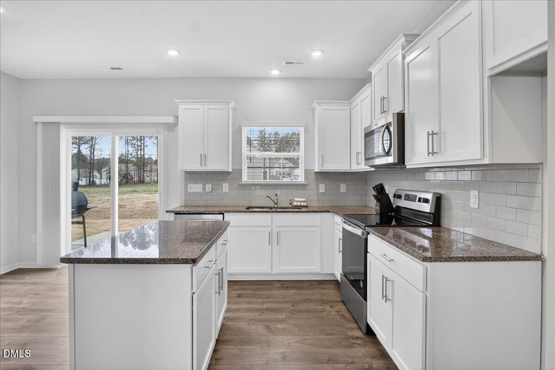 79 Rockwater Way, Zebulon, NC 27597