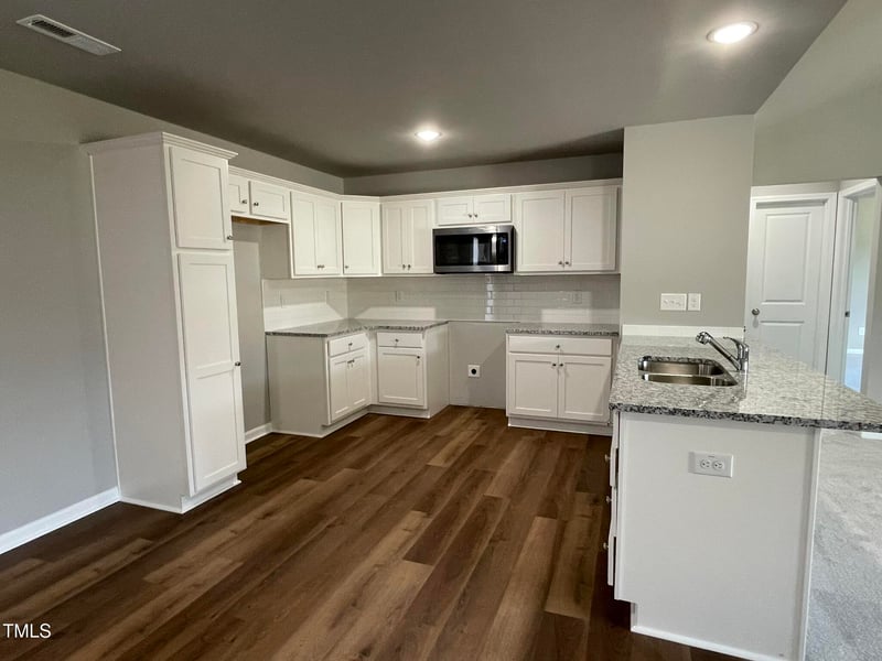 79 Tulipfield Way, Benson, NC 27504