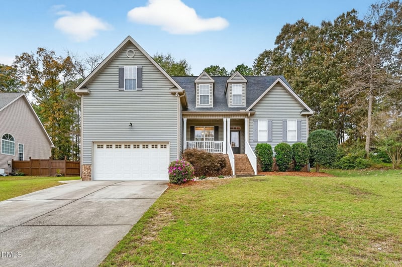 7900 Lagenaria Dr, Angier, NC 27501