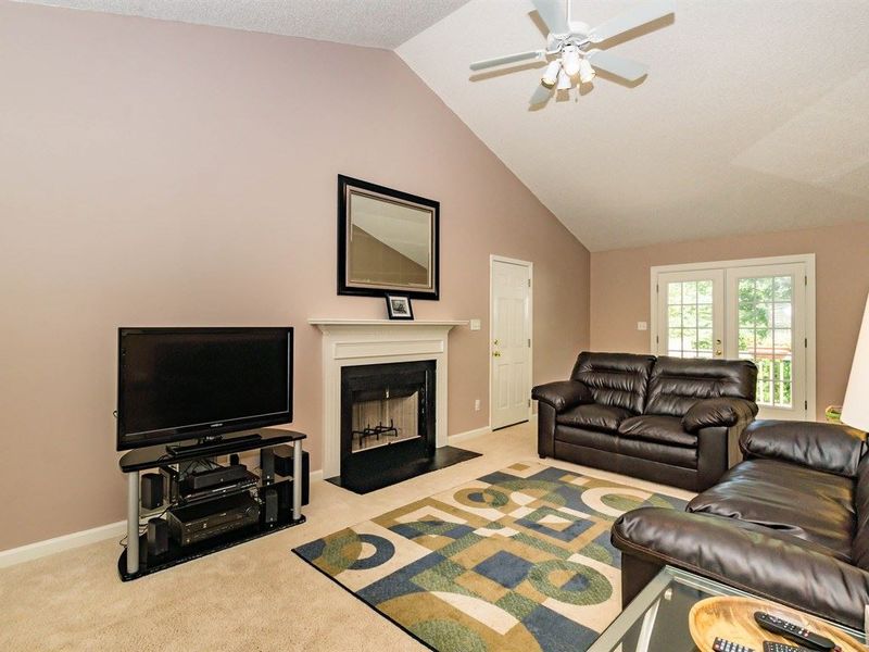 7900 Westfall Ln, Raleigh, NC 27612