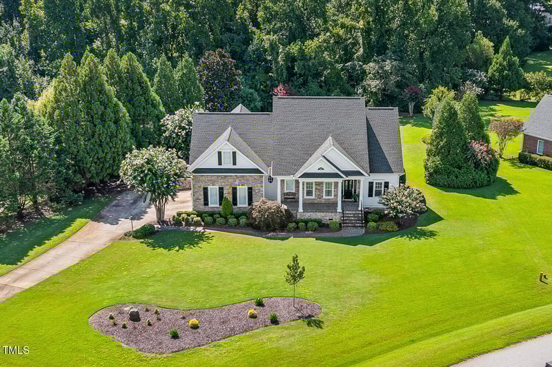 7900 Whimbrel Ln, Fuquay Varina, NC 27526