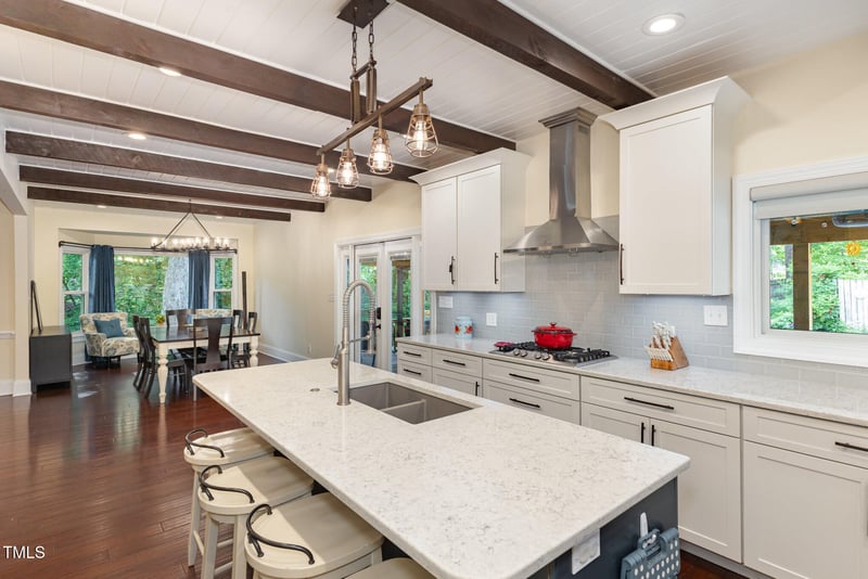 7901 Farnham Ct, Raleigh, NC 27615