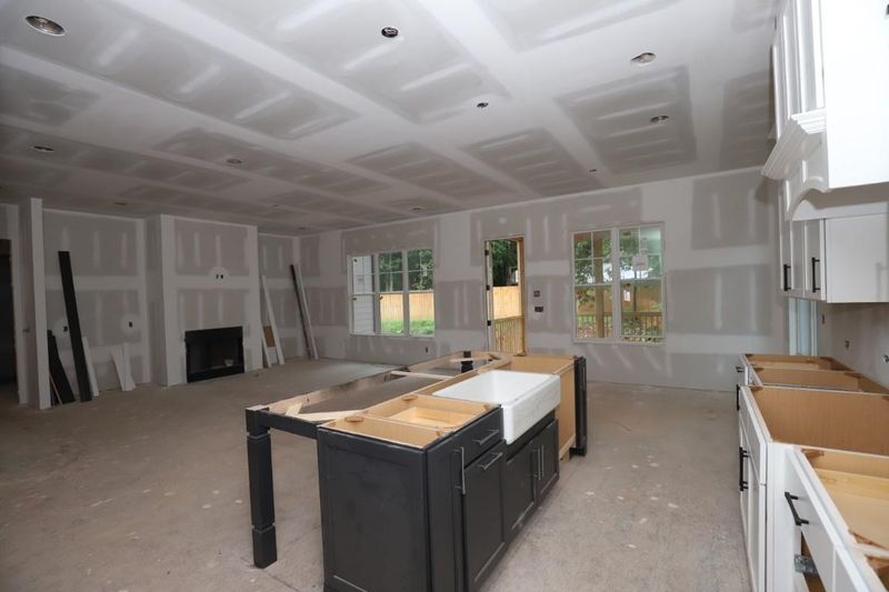 7901 Gabriels Bend Dr, Raleigh, NC 27612