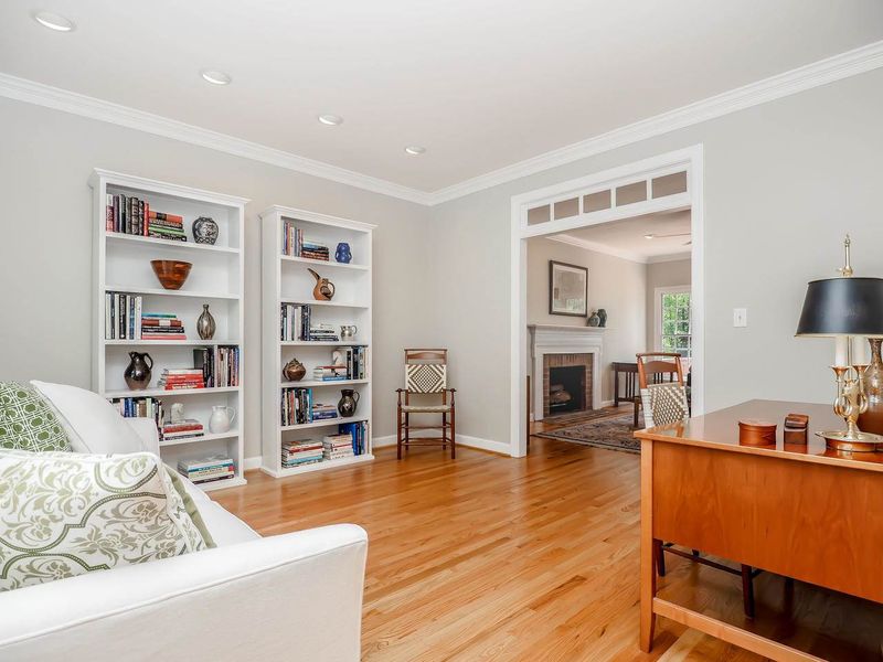 7901 Looking Glass Ct, Raleigh, NC 27612