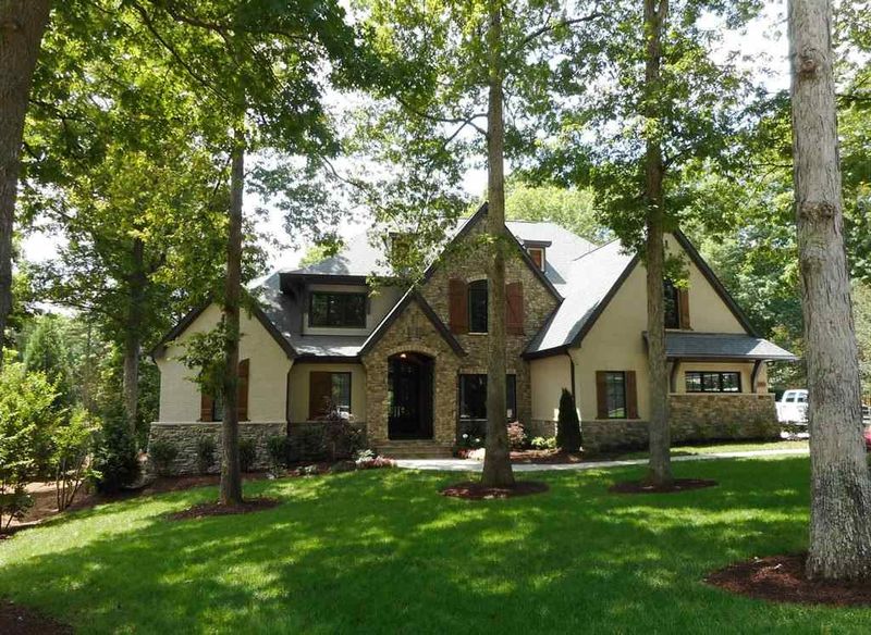 7901 Sagewood Ct, Raleigh, NC 27615