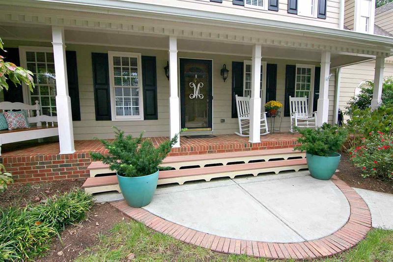 7903 Laurel Mountain Rd, Raleigh, NC 27613