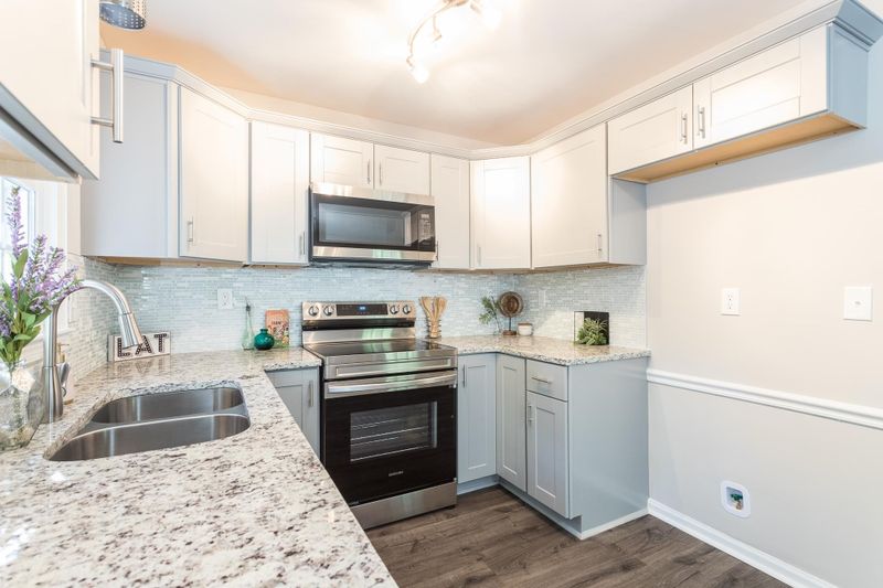 7904 Brandyapple Dr, Raleigh, NC 27615