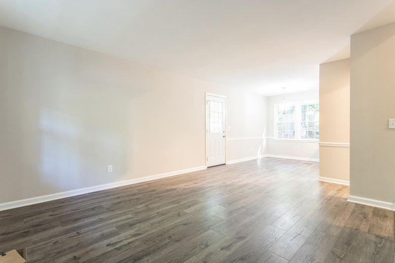 7904 Brandyapple Dr, Raleigh, NC 27615